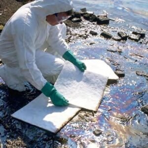 Heavy Duty Oil & Fuel Absorbent Pads - Image 3